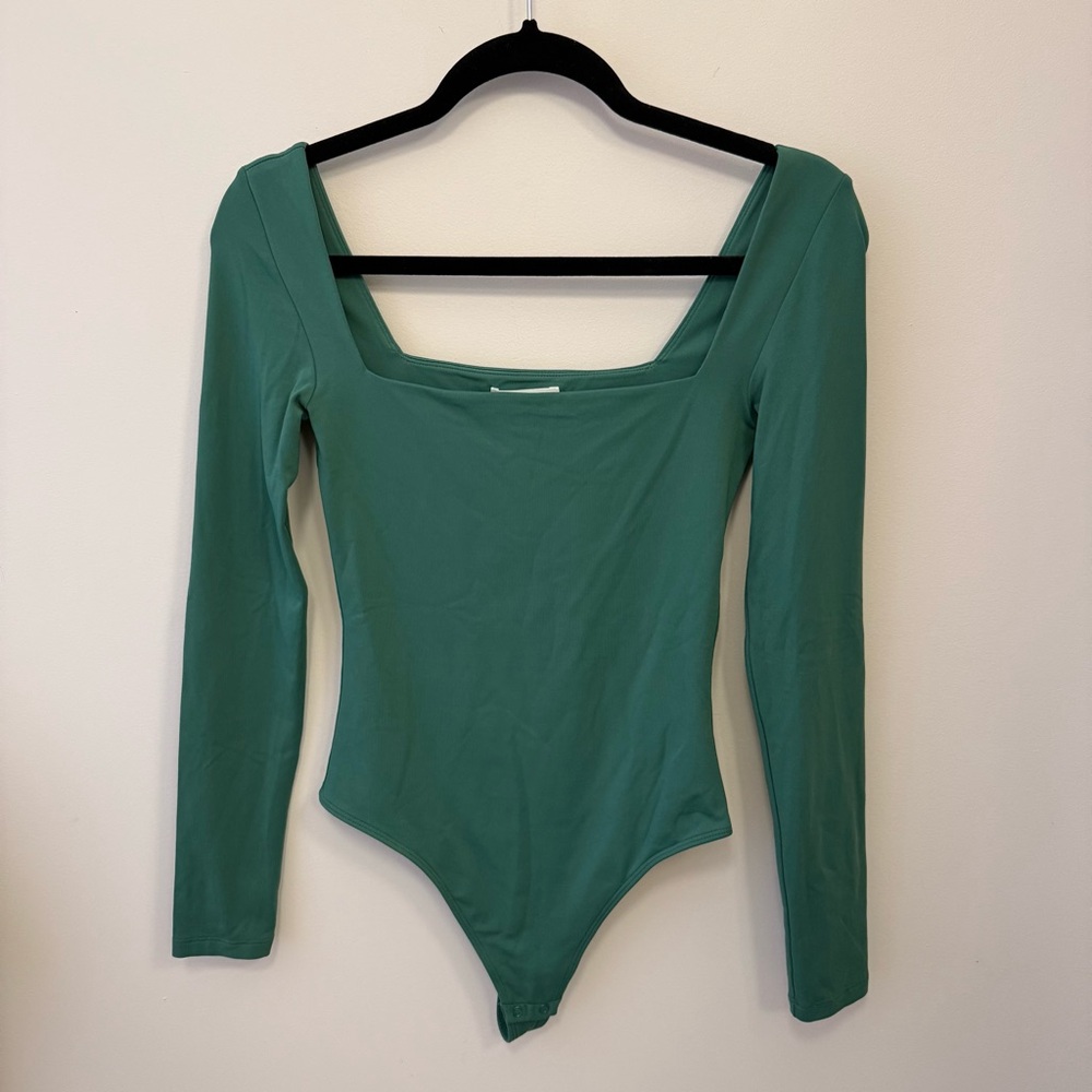 BABATON Contour Square Neck Bodysuit